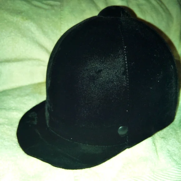 Wembley Elegant Black Velvet Equestrian Helmet Size 6 3/4
